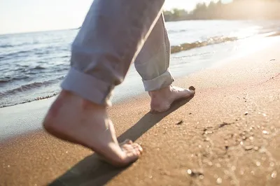 avoid walking barefoot